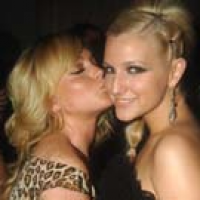 Carly's avatar